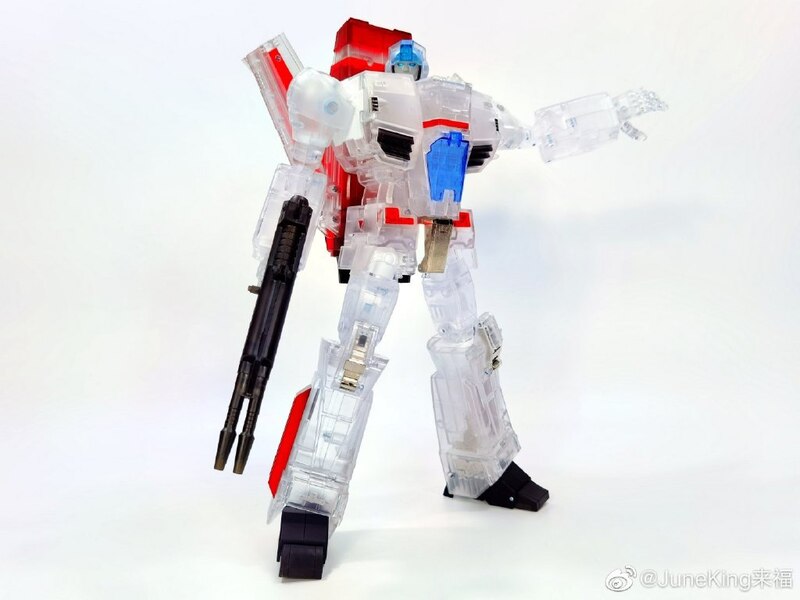 FansToys FT 10 Phoenix Clear Edition  (1 of 9)